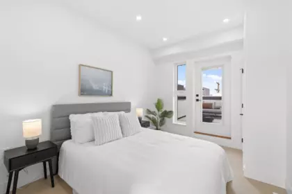 Office / Den Photo of 202 2135 E Pender Street, Vancouver, BC