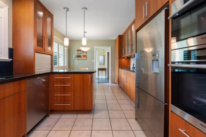 Garage Interior Photo of 49635 Yale Road, Chilliwack, BC