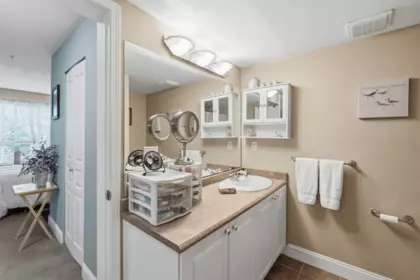 Office / Den Photo of 314 9979 140 Street, Surrey, BC