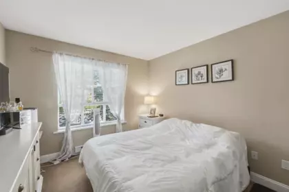 Powder Room Photo of 314 9979 140 Street, Surrey, BC