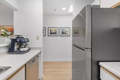 Guest Bathroom Photo of 407 1950 E 11th Avenue, Vancouver, BC