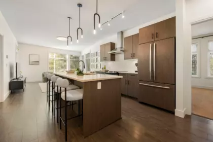 Dining Area Photo of 204 45389 Chehalis Drive, Chilliwack, BC