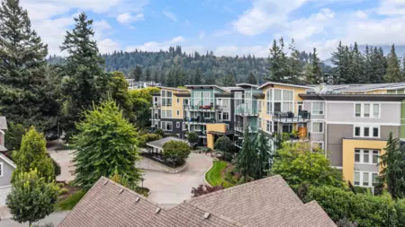 Swimming Pool Photo of 204 45389 Chehalis Drive, Chilliwack, BC