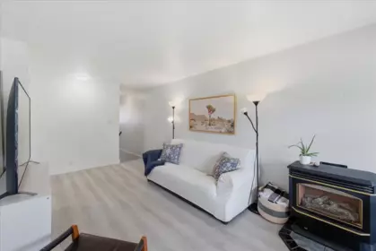 Mudroom Photo of 14 W 14th Avenue, Vancouver, BC