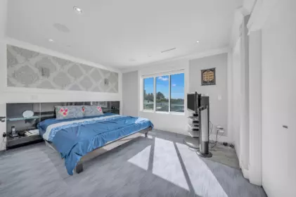 Basement Recreation Room Photo of 768 E 58th Avenue, Vancouver, BC