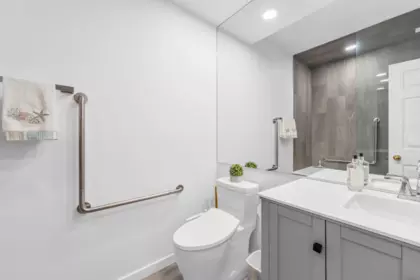Basement Recreation Room Photo of 14455 30a Avenue, Surrey, BC