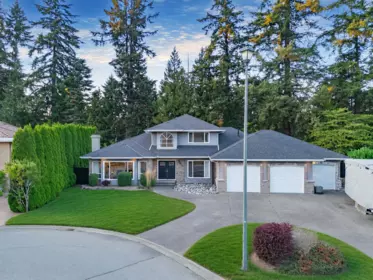 Living Room Photo of 14455 30a Avenue, Surrey, BC