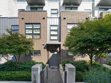 18 3490 Mt Seymour Parkway, North Vancouver, BC, North Vancouver — Townhouse for sale