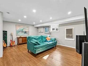Basement Recreation Room Photo of 1109 Seventh Avenue, New Westminster, BC