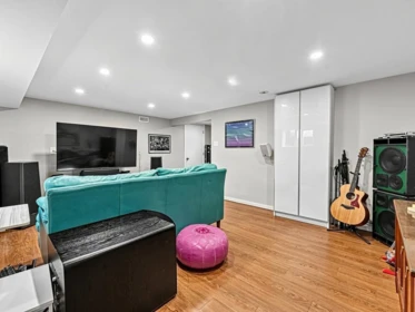 Mudroom Photo of 1109 Seventh Avenue, New Westminster, BC
