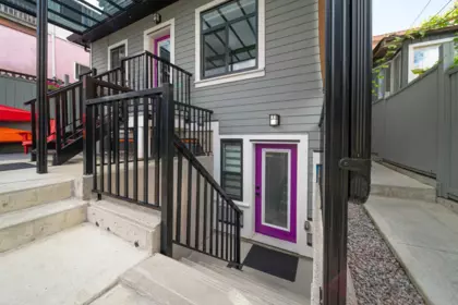 Front Yard Photo of 960 Renfrew Street, Vancouver, BC
