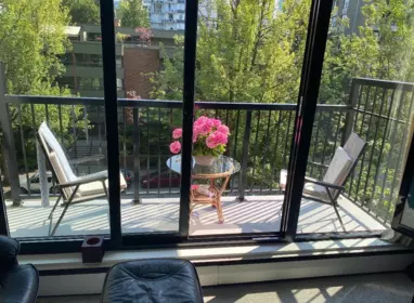 Dining Area Photo of 503 1330 Harwood Street, Vancouver, BC