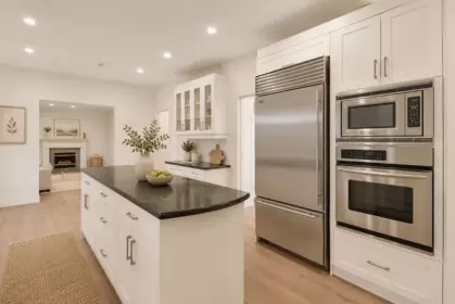 6998 Fielding Court, Burnaby, BC, Burnaby — Single Family Residence for sale