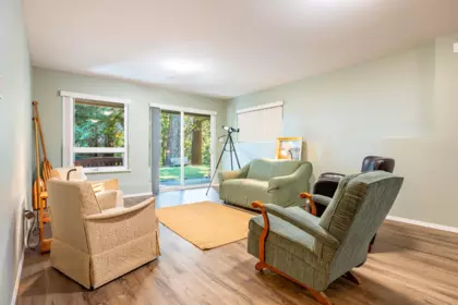 Hallway Photo of 75 Larson Road, Gibsons, BC