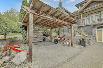 13422 235 Street, Maple Ridge, BC, Maple ridge — Single Family Residence for sale