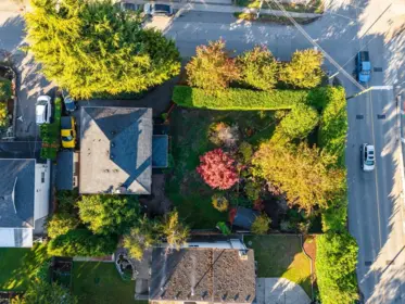 5558 Laurel Street, Burnaby, BC, Burnaby — Single Family Residence for sale